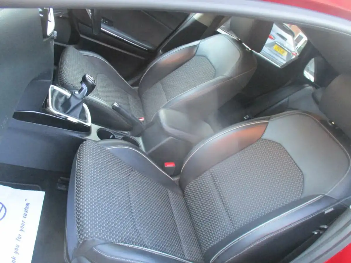 2019-kia-ceed-10-t-gdi-3-hatchback-big-34