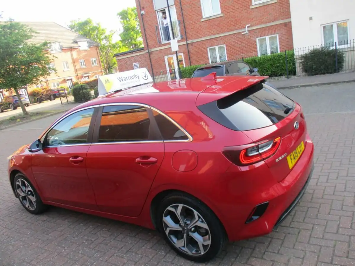 2019-kia-ceed-10-t-gdi-3-hatchback-big-12