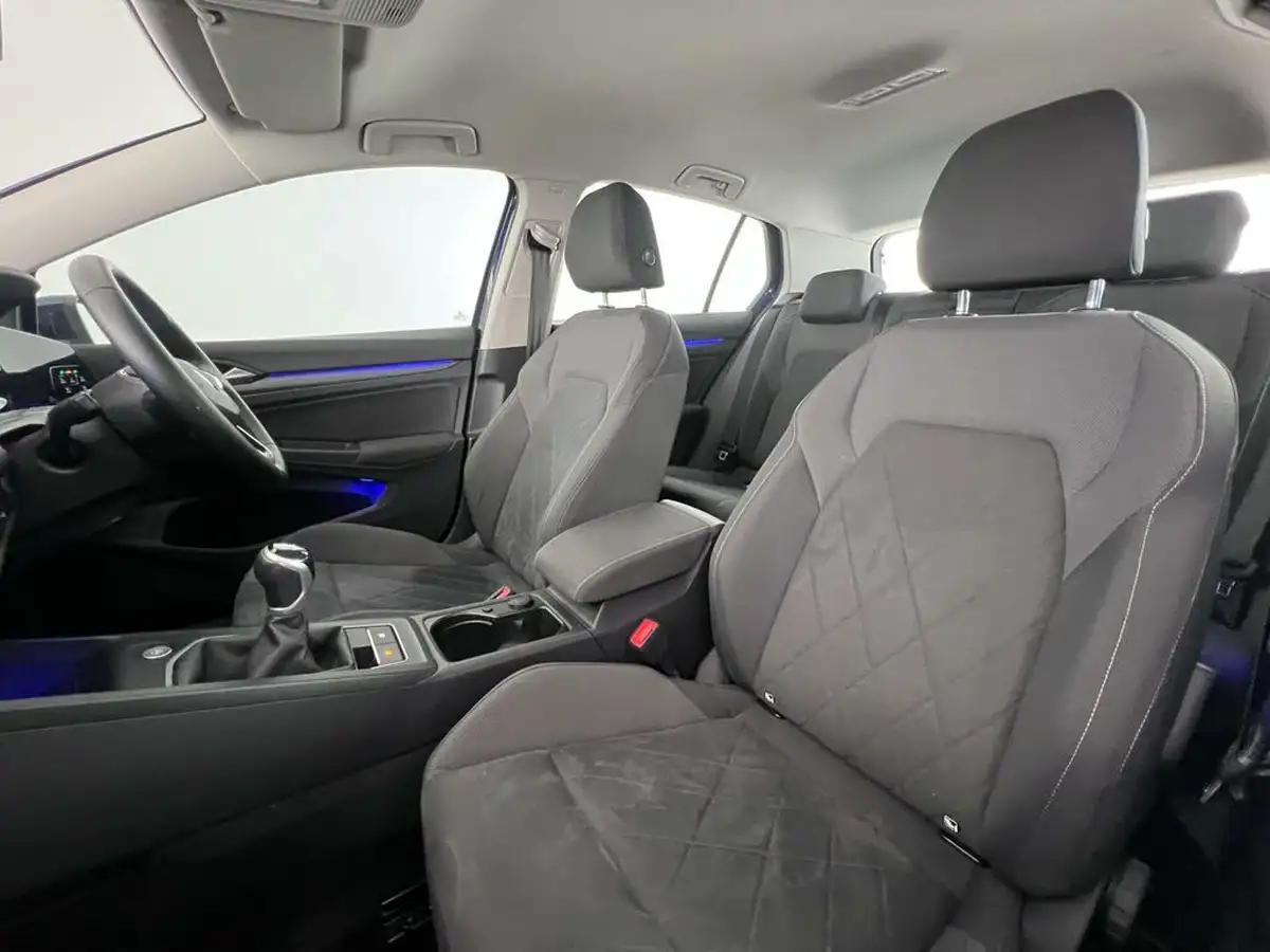 2021-volkswagen-golf-15-tsi-style-150ps-hatchback-big-6