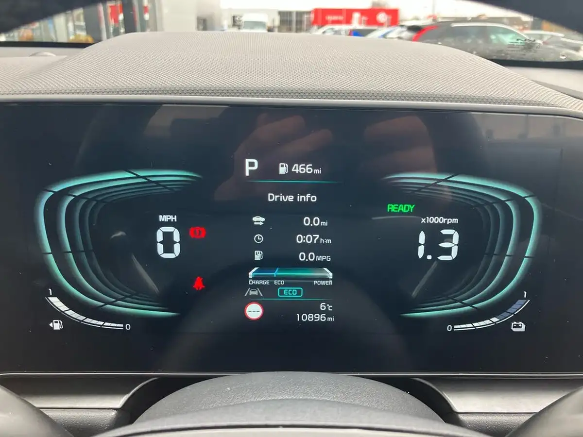 2024-kia-niro-16-gdi-139bhp-hev-132kwh-big-13