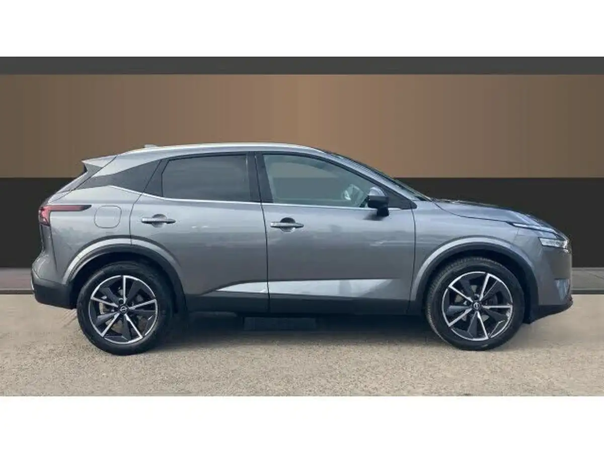 2023-nissan-qashqai-13-dig-t-tekna-158ps-xtronic-big-4