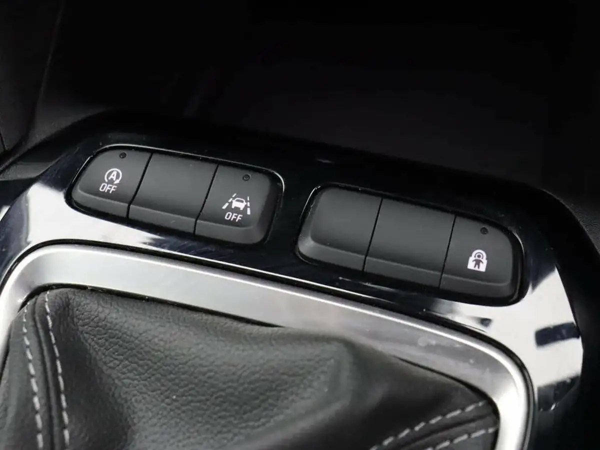 2020-vauxhall-corsa-12i-se-big-17