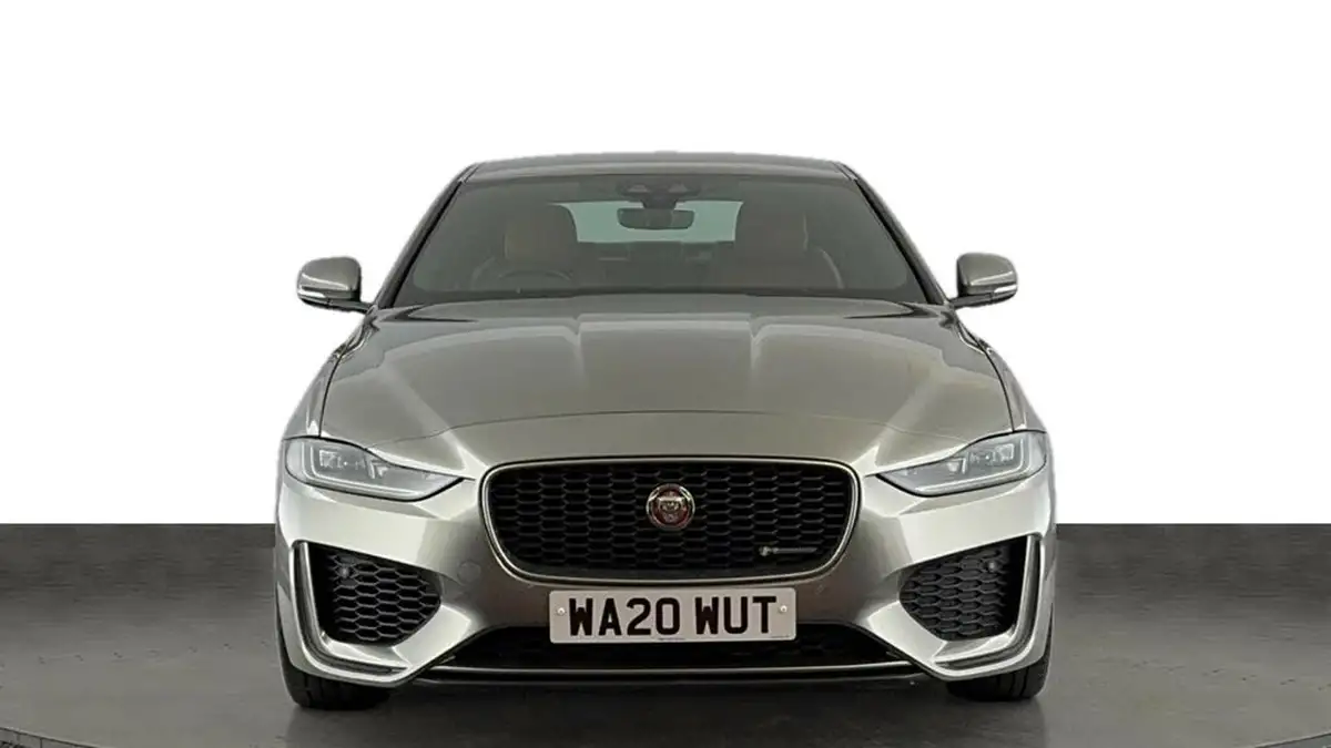 2020-jaguar-xe-20i-r-dynamic-s-250ps-big-7