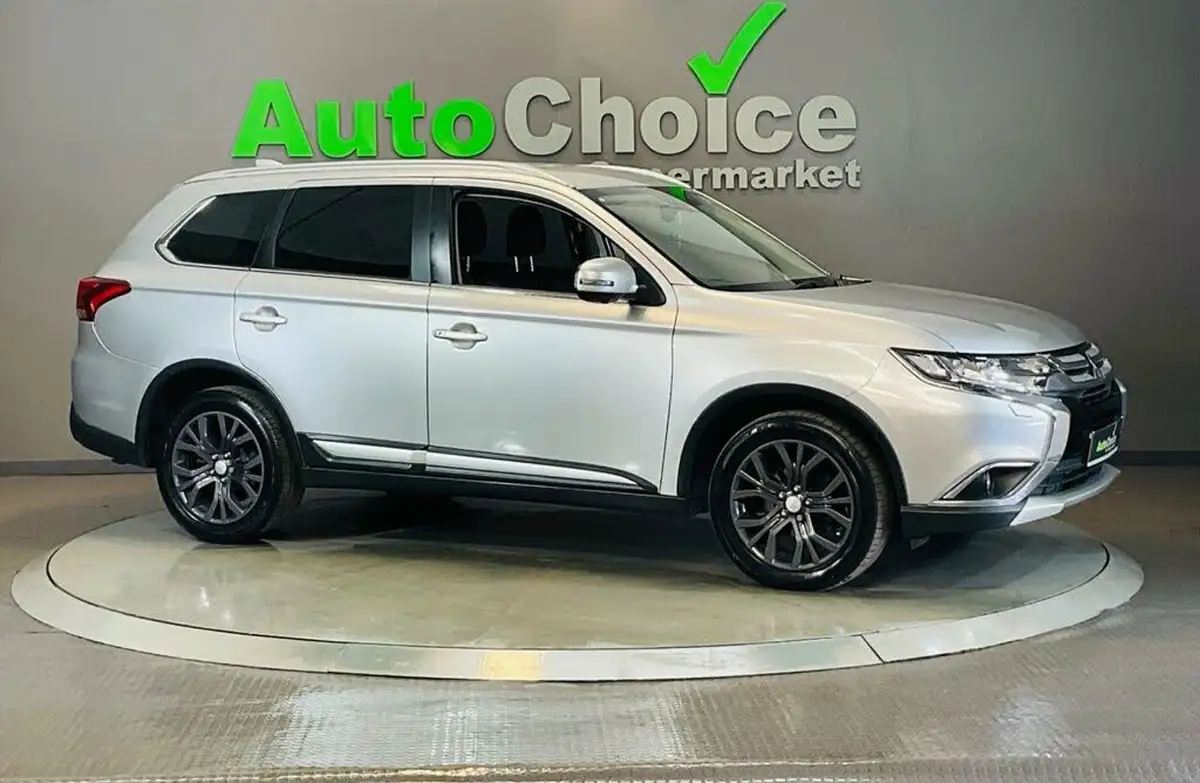 2018-mitsubishi-outlander-22di-d-4-big-19