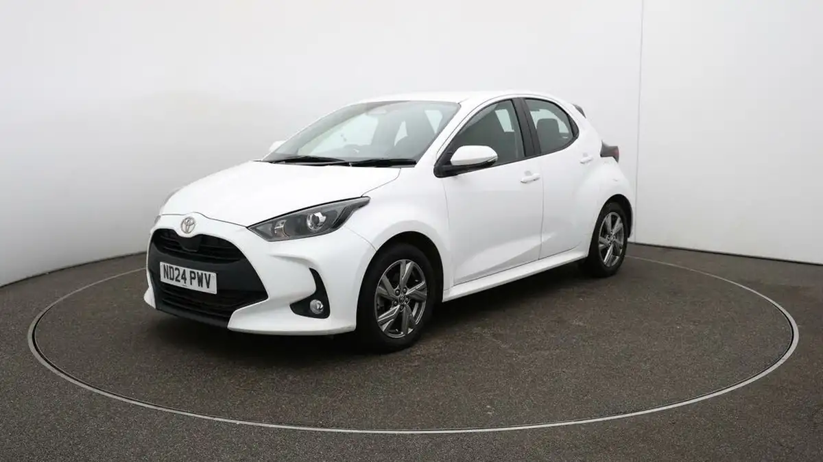 2024-toyota-yaris-15-vvt-i-icon-big-59