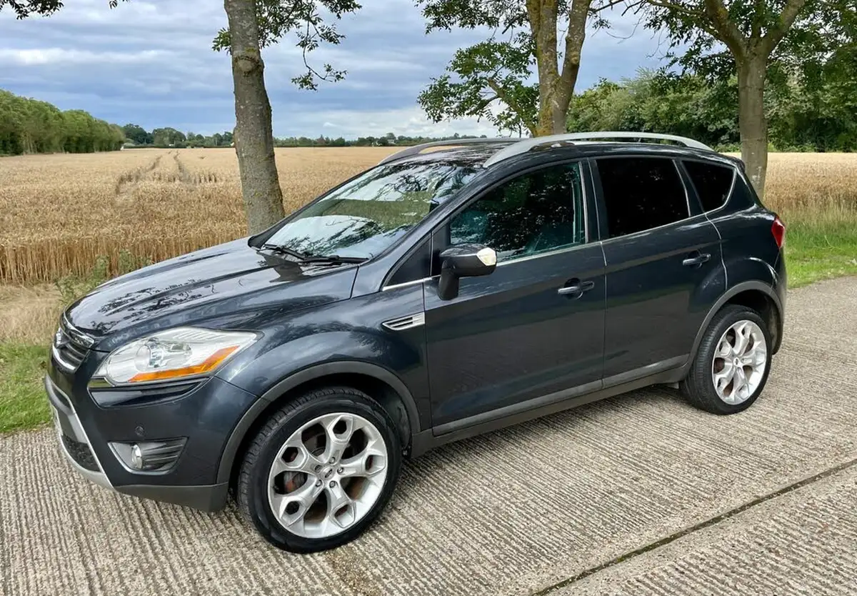 2009-ford-kuga-20td-titanium-4x4-big-2