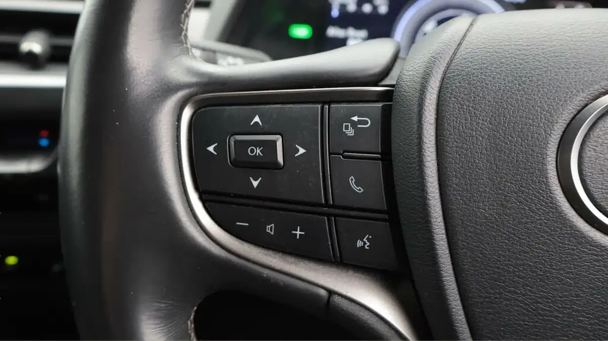 2021-lexus-ux-250h-20-ux-184bhp-without-navigation-big-24