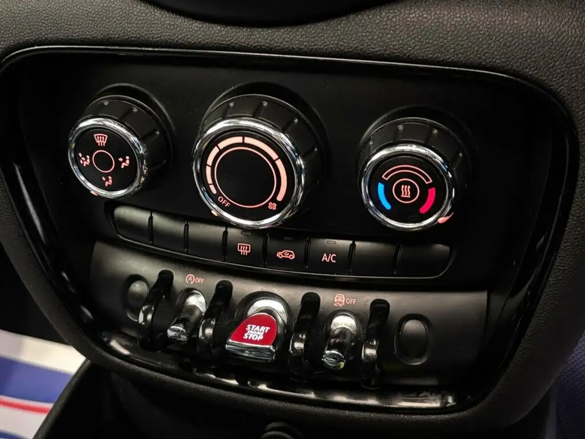 2017-mini-clubman-15-cooper-ss-big-23