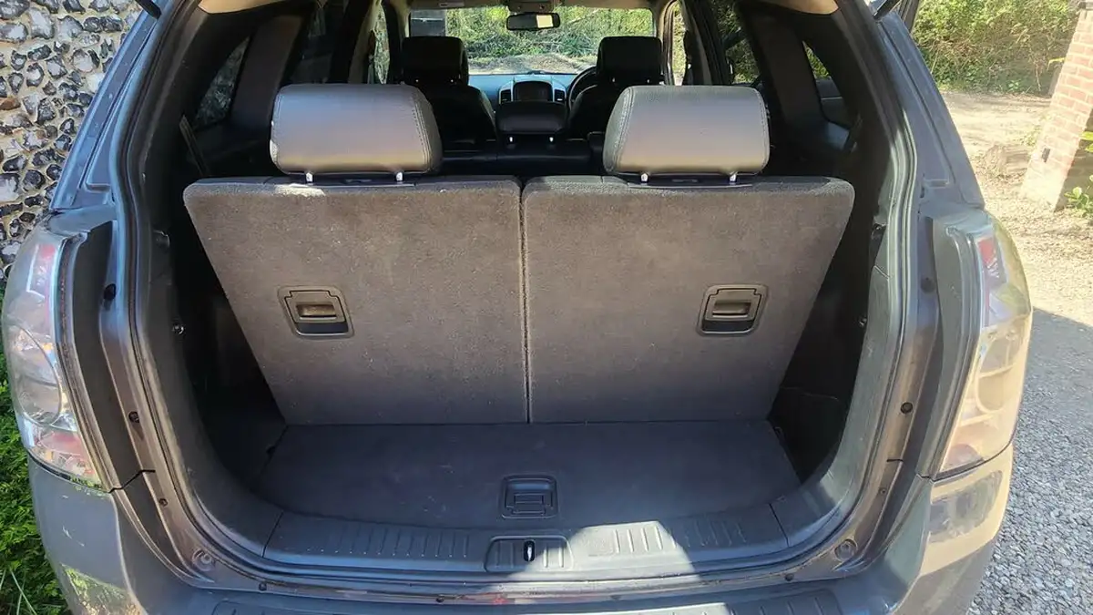 2010-chevrolet-captiva-20td-ltz-auto-big-10