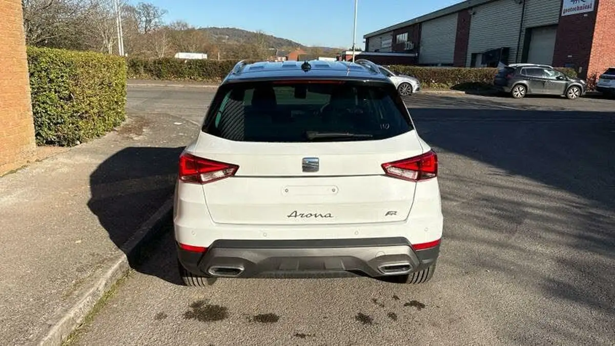 2025-seat-arona-10-tsi-fr-dsg-big-45