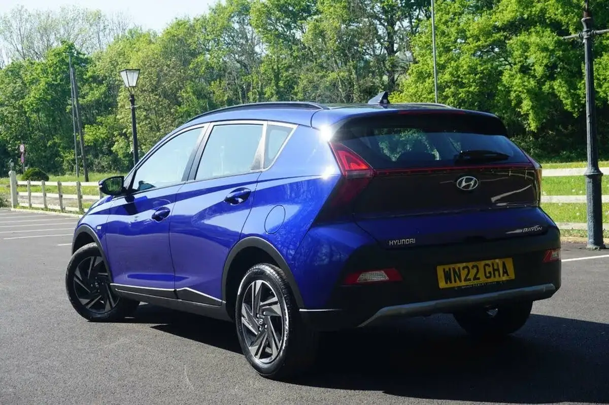 2022-hyundai-bayon-10-t-gdi-se-connect-dct-big-1
