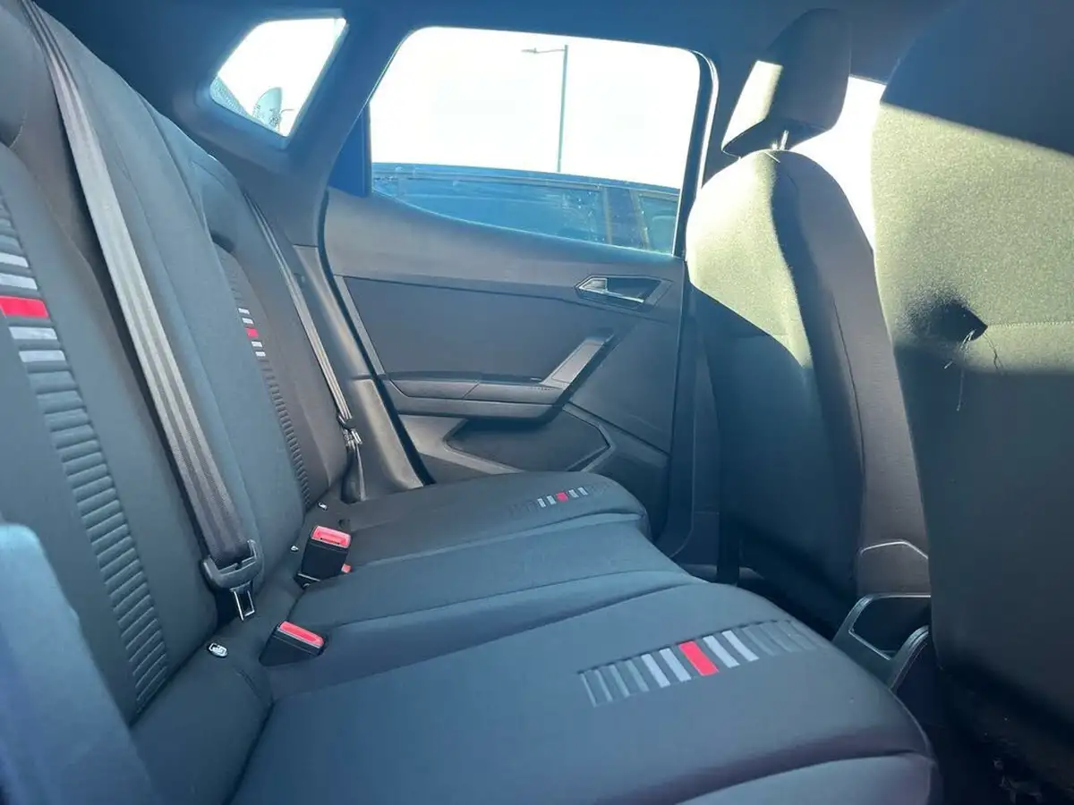 2018-seat-arona-10-tsi-fr-big-5