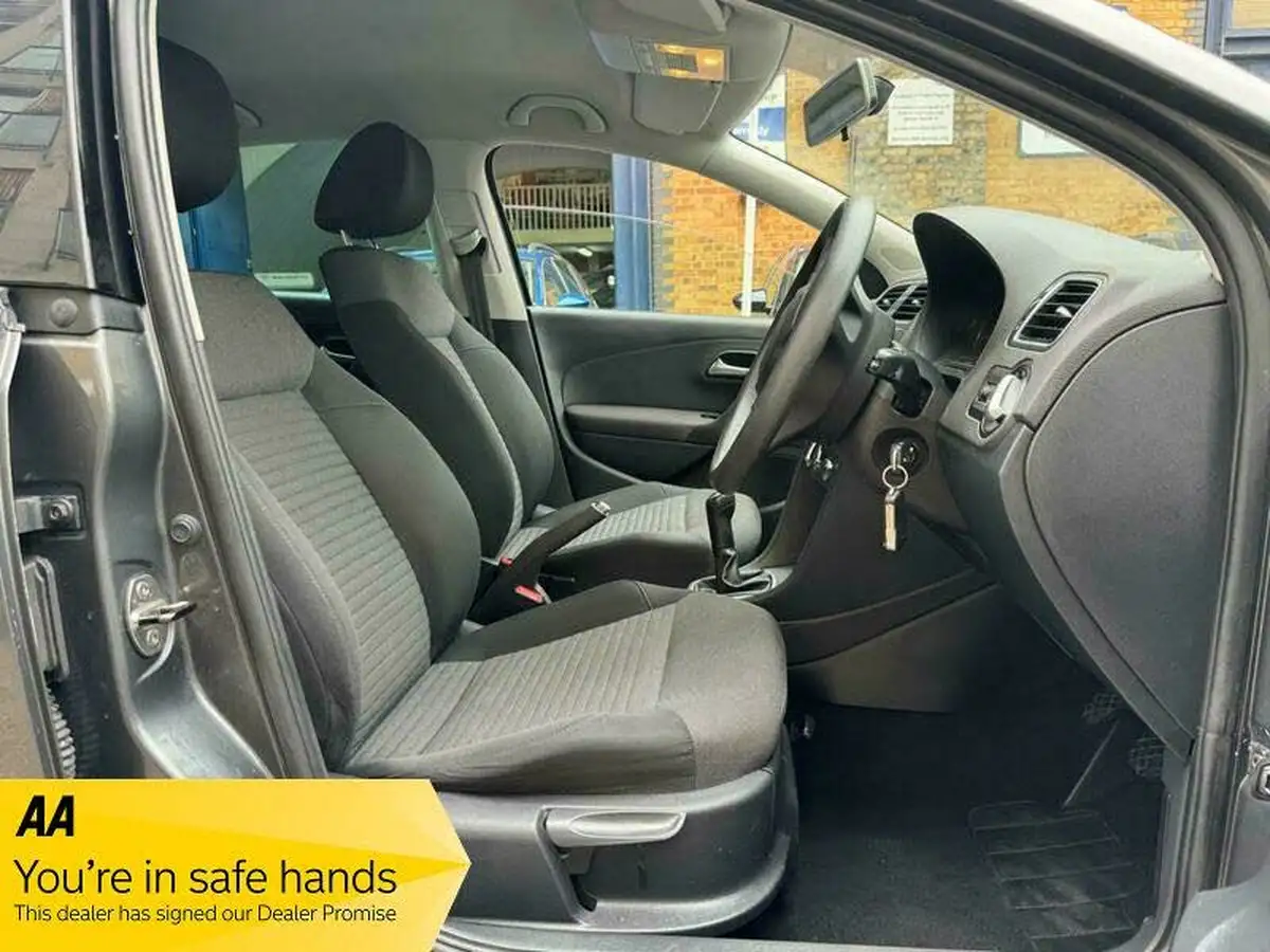 2012-volkswagen-polo-12td-match-5d-big-9