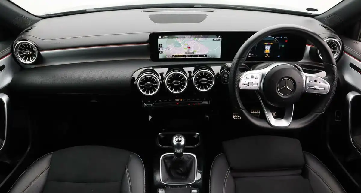 2021-mercedes-benz-a-class-13-a200-amg-line-executive-edition-saloon-4d-big-13