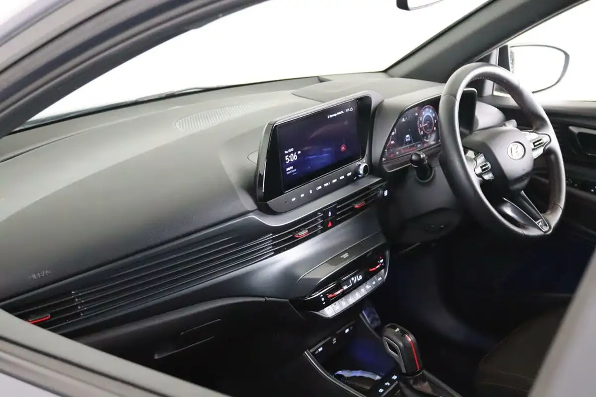 2024-hyundai-i20-10-t-gdi-n-line-dct-big-11