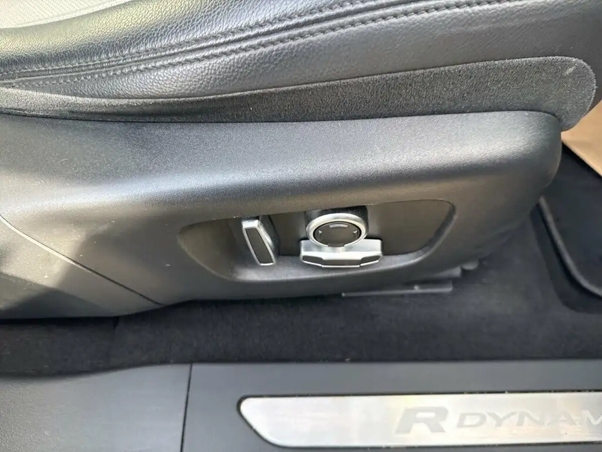 2021-land-rover-range-rover-evoque-20-d200-r-dynamic-se-big-14