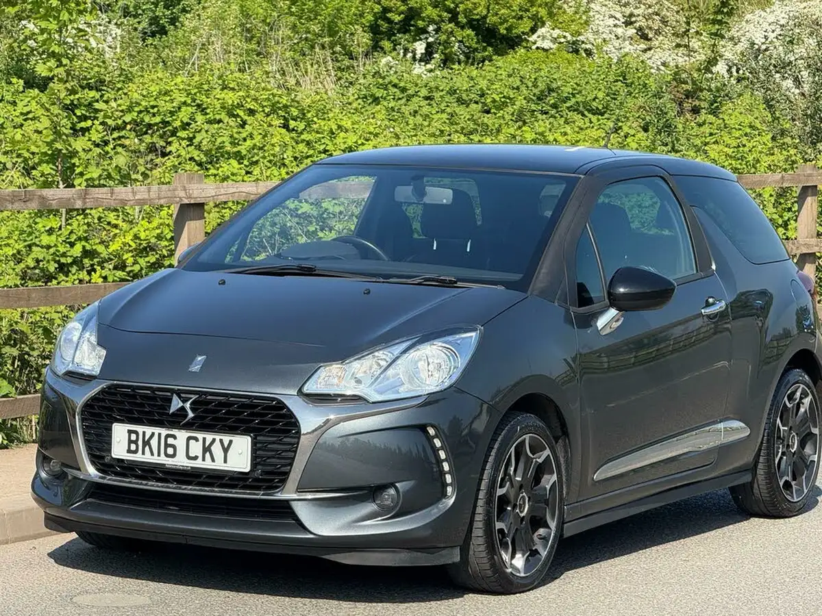 2016-ds-ds-3-16bluehdi-elegance-100ps-big-12