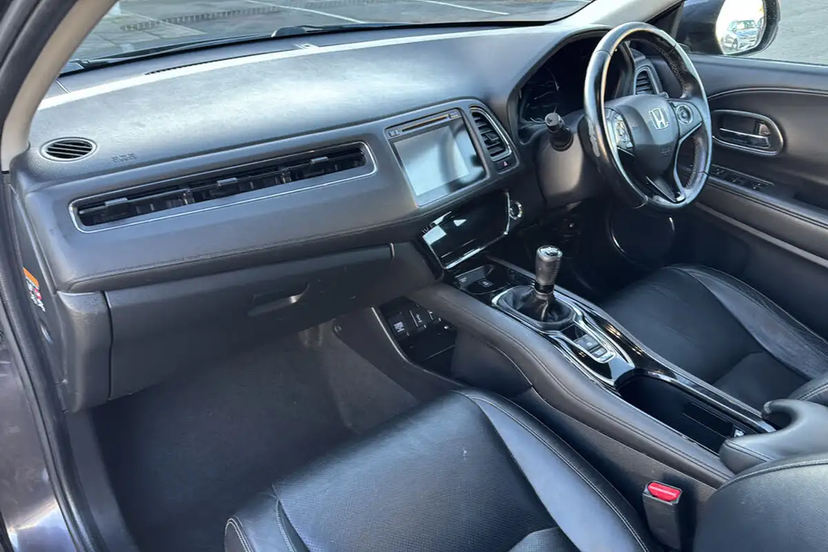 2020-honda-hr-v-15-i-vtec-ex-big-9