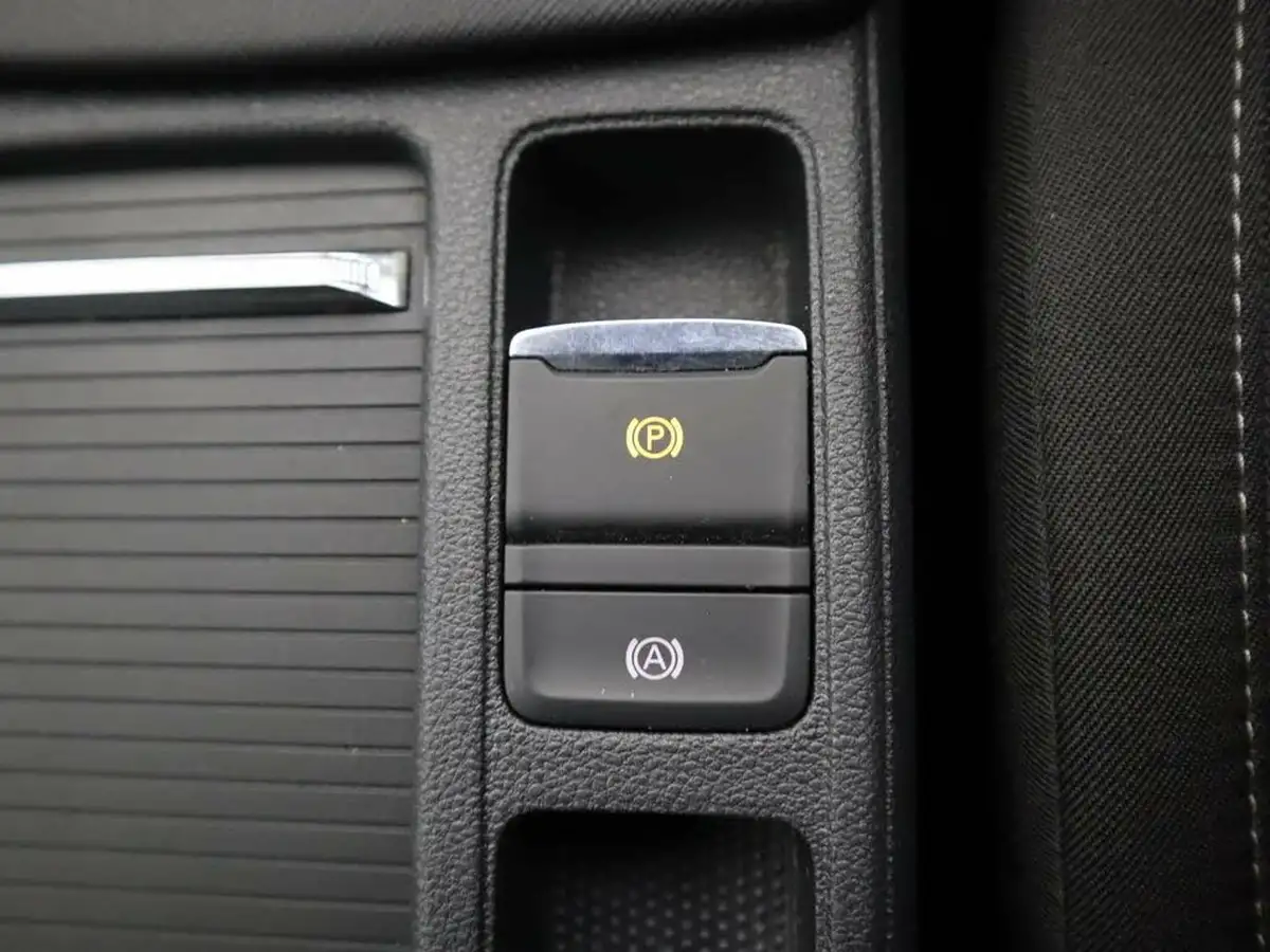 2020-skoda-octavia-15-tsi-se-technology-act-hatchback-big-19