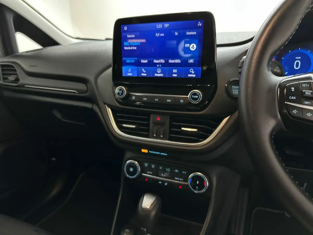 2022-ford-fiesta-10t-titanium-vignale-125ps-hybrid-mhev-powershift-big-18