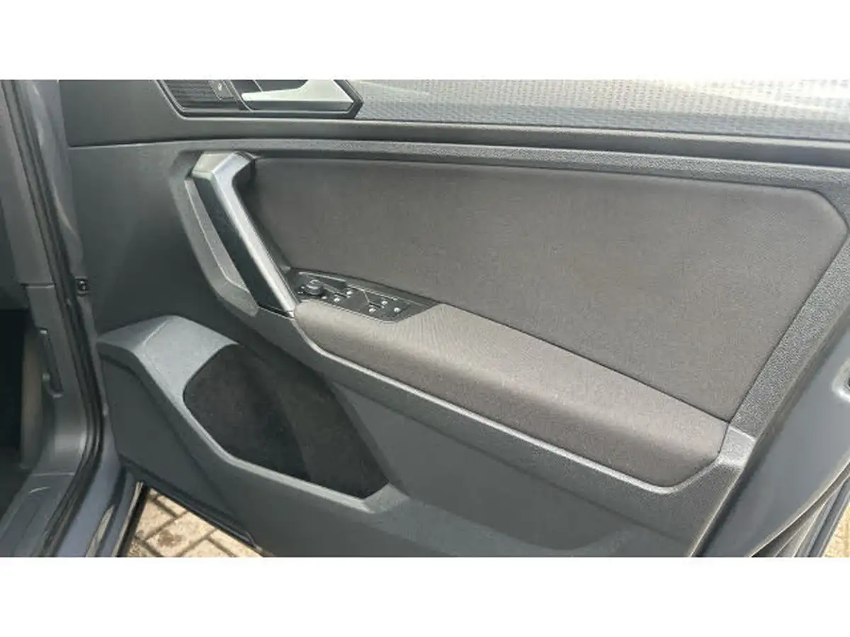 2022-volkswagen-tiguan-15-tsi-life-150ps-big-18