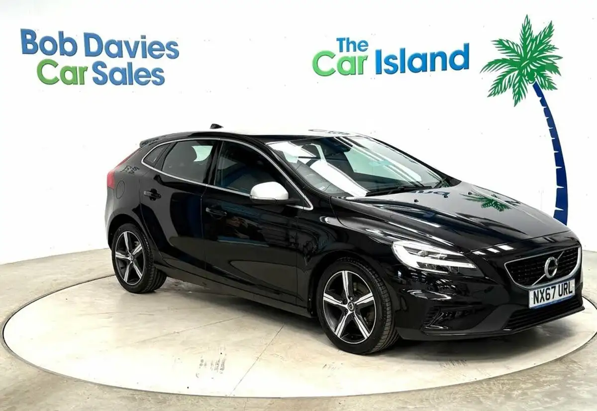2017-volvo-v40-20-t2-r-design-big-10