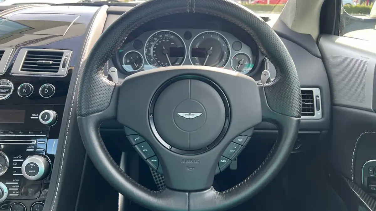 2009-aston-martin-dbs-60-touchtronic-big-9