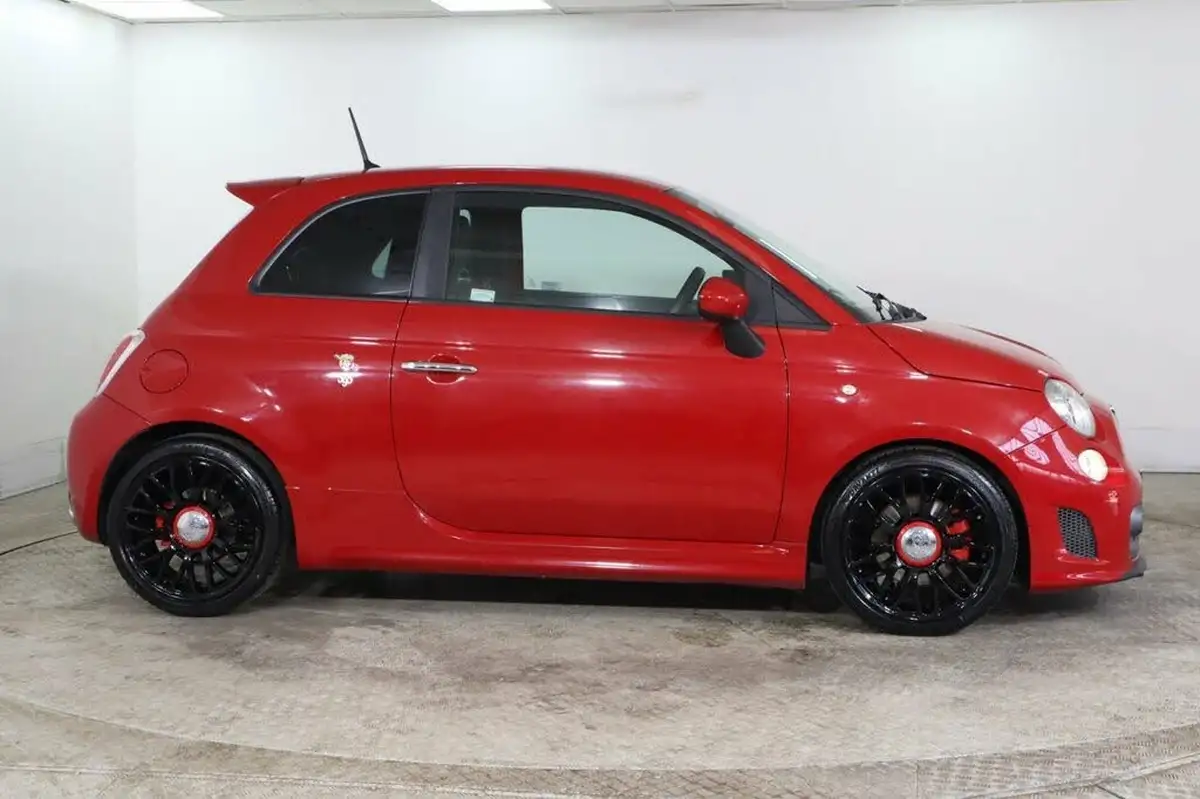 2016-abarth-500-14-tjet-595-turismo-160bhp-big-6