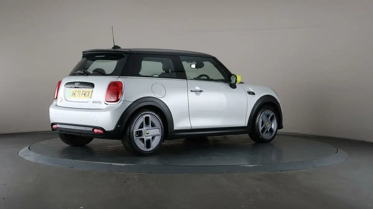 2021-mini-cooper-e-cooper-s-3-big-6