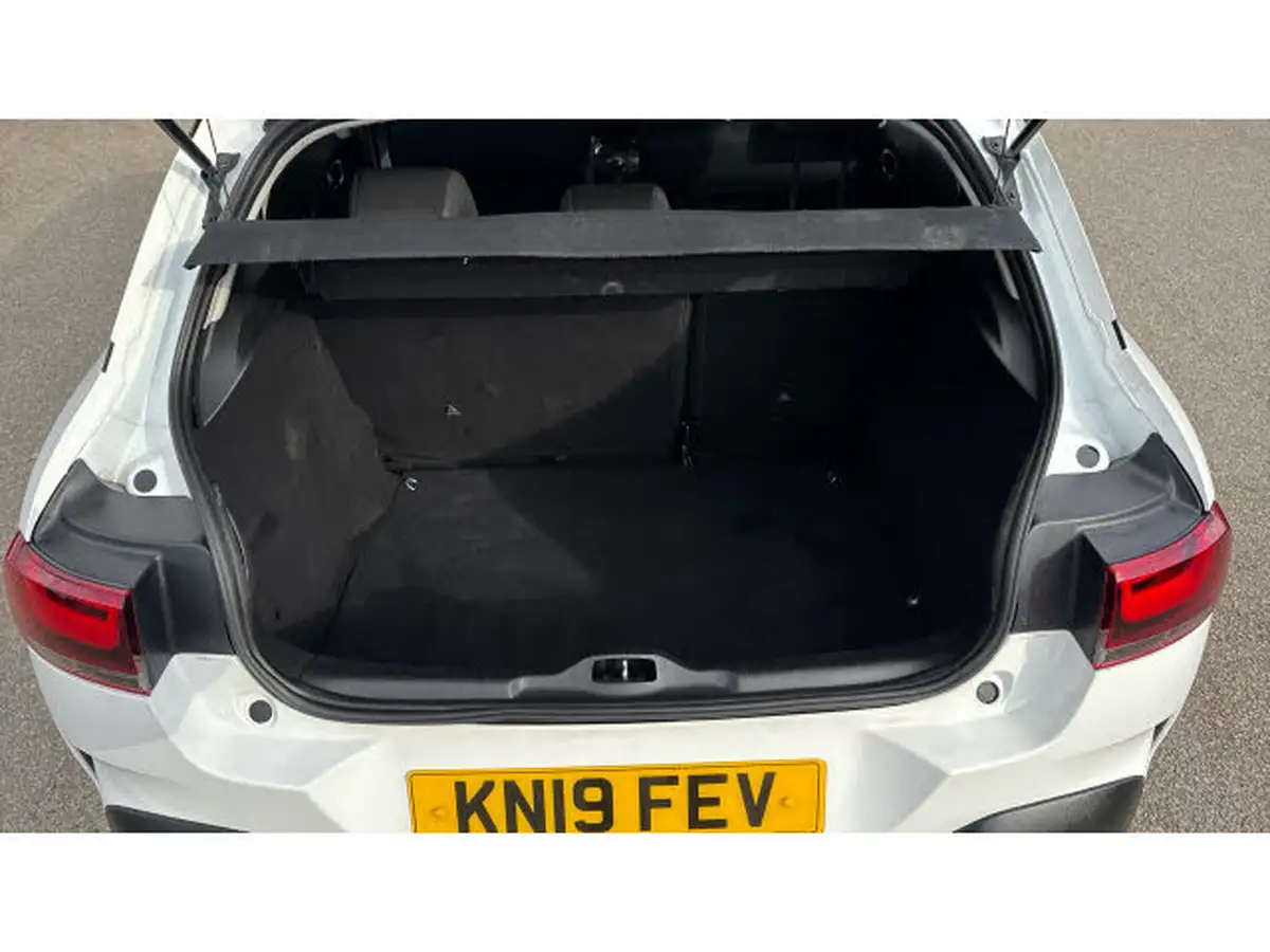 2019-citroen-c4-cactus-12-puretech-feel-110ps-big-3