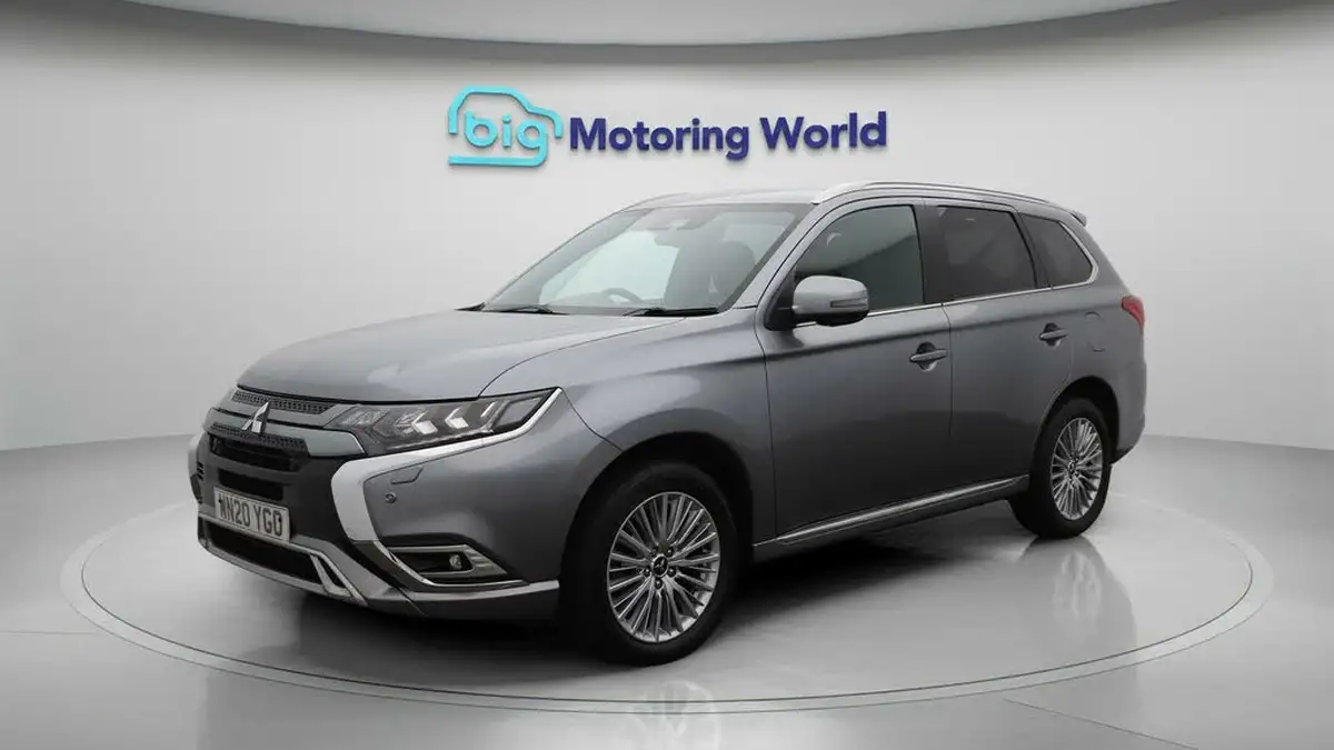 2020-mitsubishi-outlander-24-exceed-phev-big-3