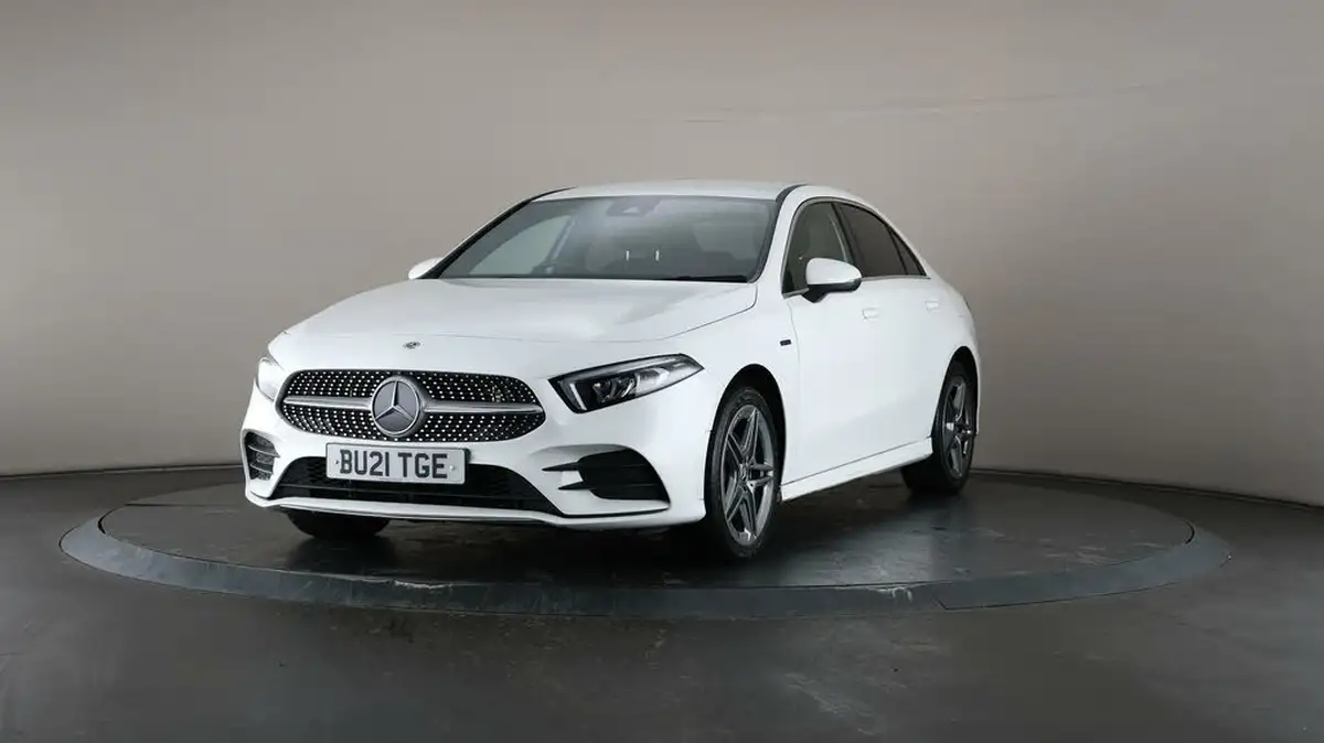 2021-mercedes-benz-a-class-13-a250e-amg-line-saloon-4d-big-40