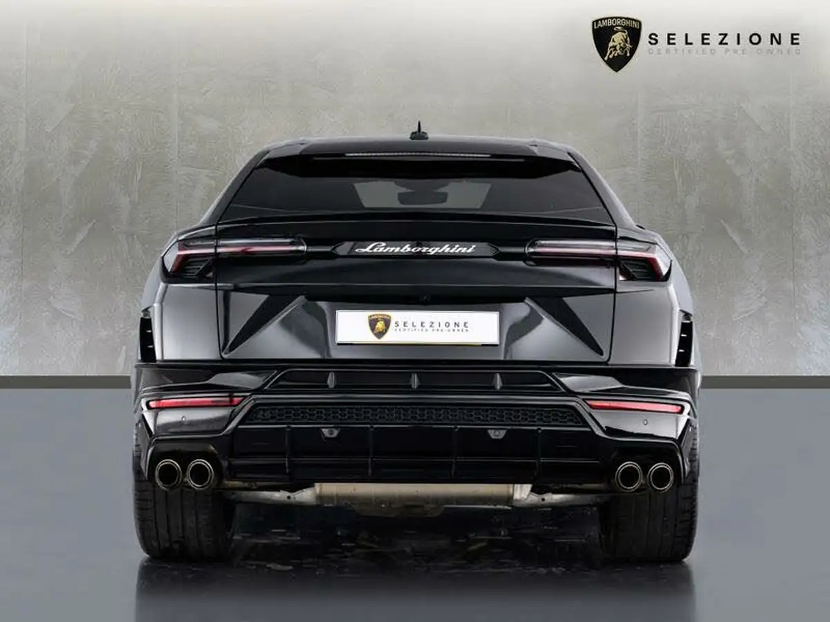 2023-lamborghini-urus-40-no-trim-big-3