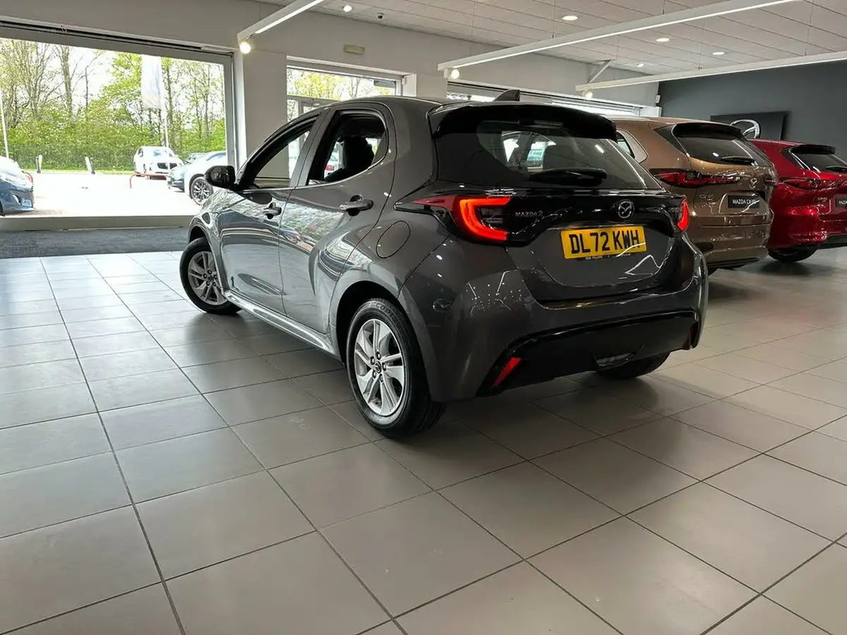 2023-mazda-mazda2-15-agile-big-2