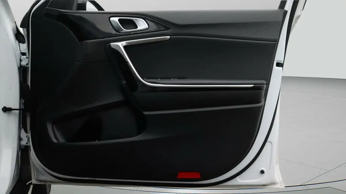 2023-kia-xceed-15-t-gdi-gt-line-158bhp-big-15