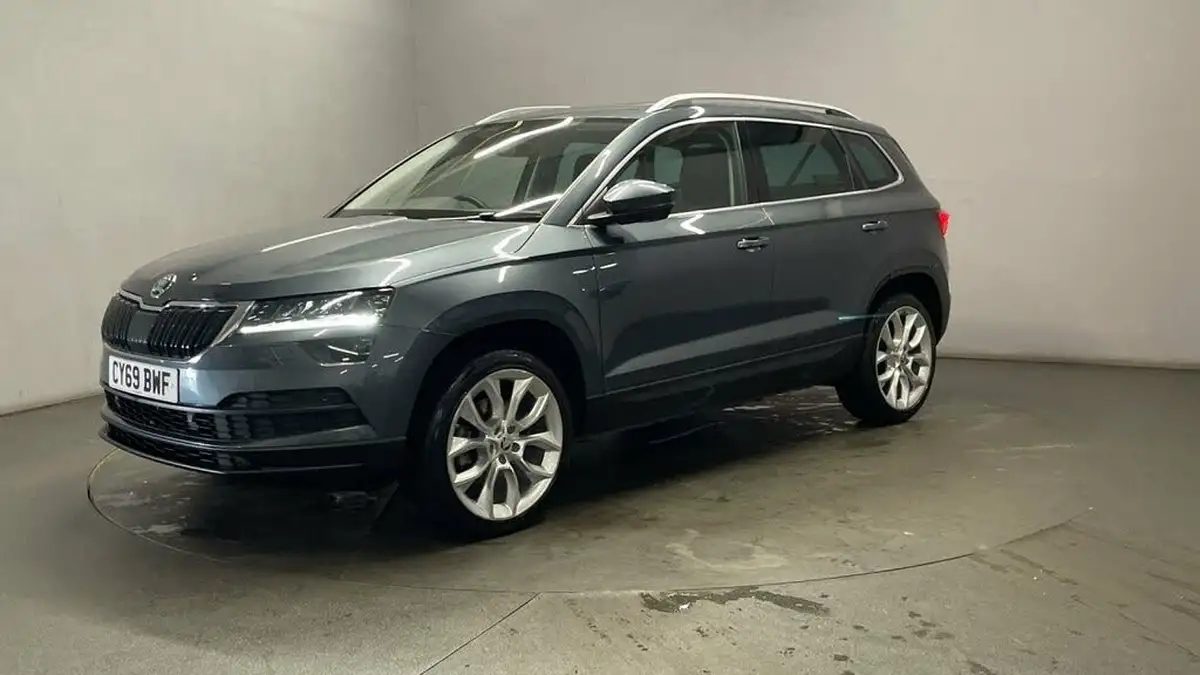 2019-skoda-karoq-20tdi-edition-190ps-4x4-dsg-big-3