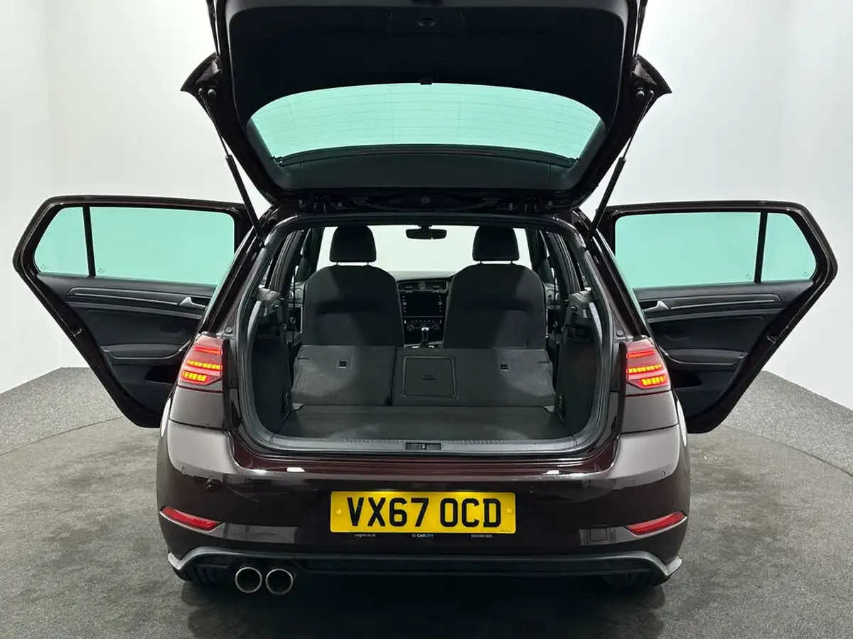 2017-volkswagen-golf-20tdi-gtd-ss-hatchback-5d-big-45