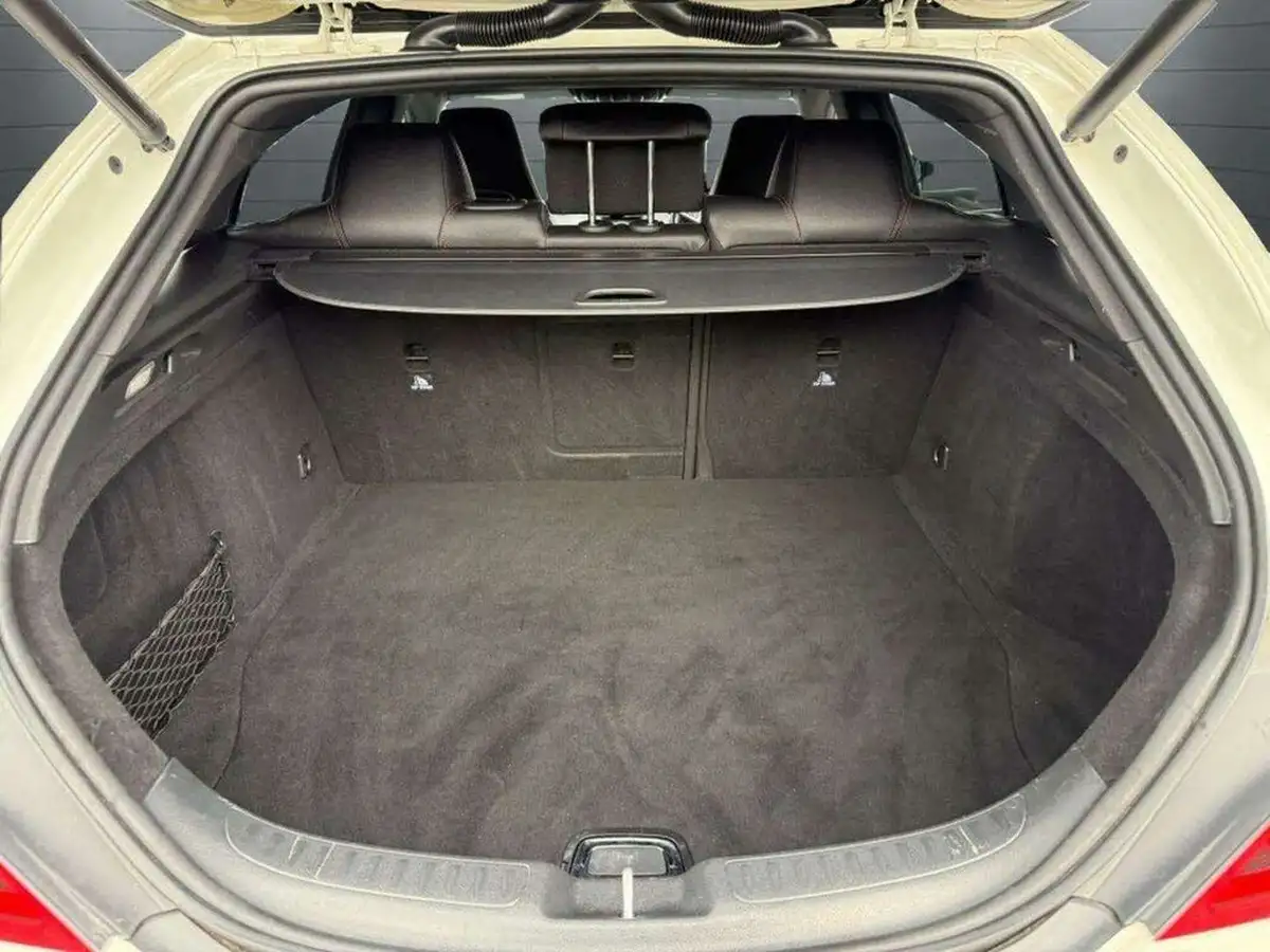 2017-mercedes-benz-cla-21d-cla-220-amg-line-4matic-shooting-brake-5d-big-32