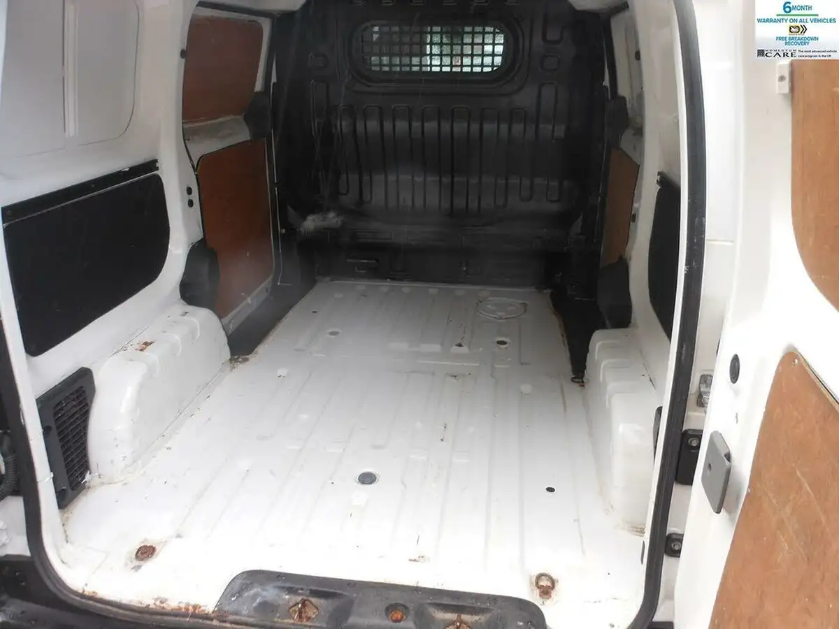 2016-nissan-env200-e-acenta-rapid-plus-panel-van-big-15