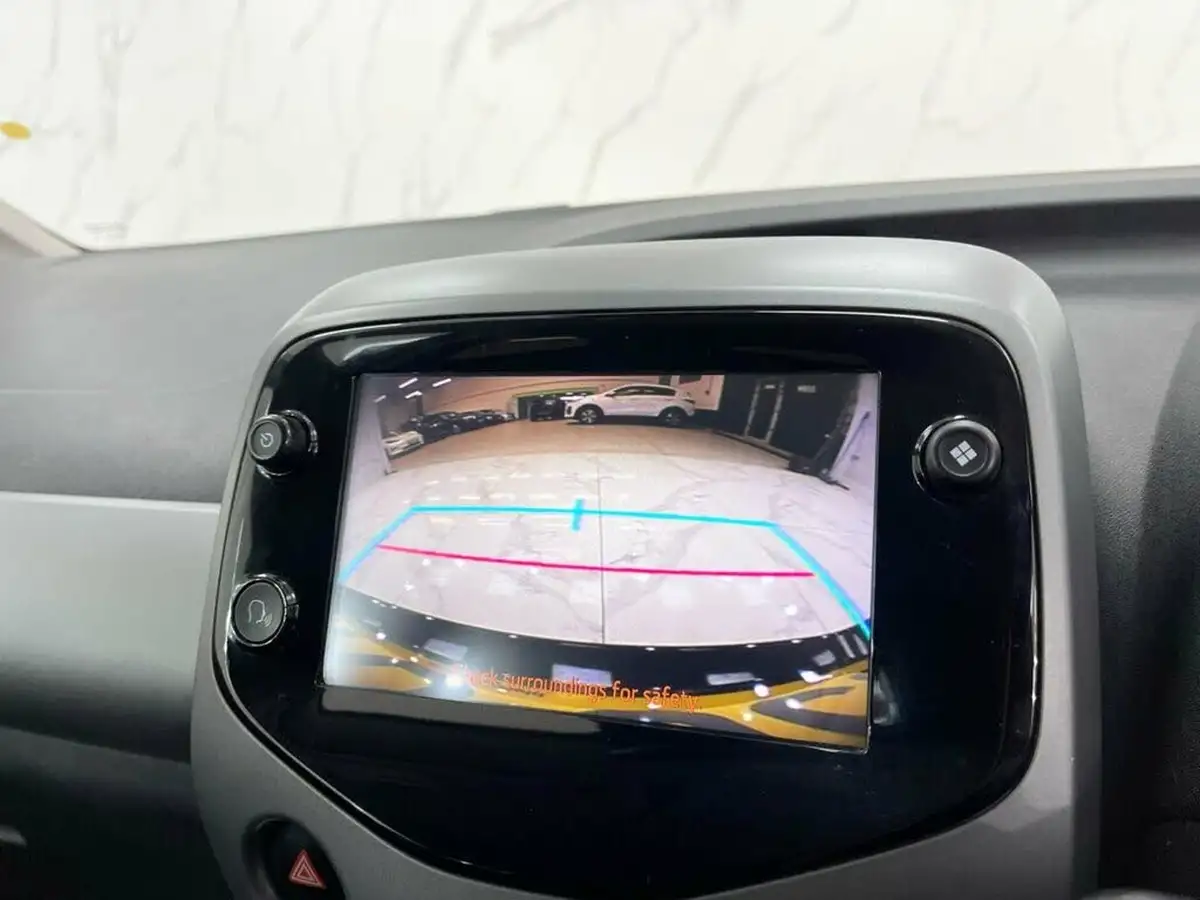 2020-toyota-aygo-10-vvt-i-x-trend-tss-x-shift-big-15