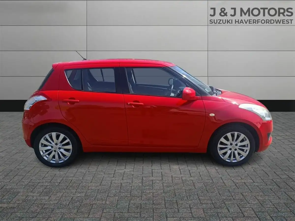 2012-suzuki-swift-12-sz3-5d-big-7
