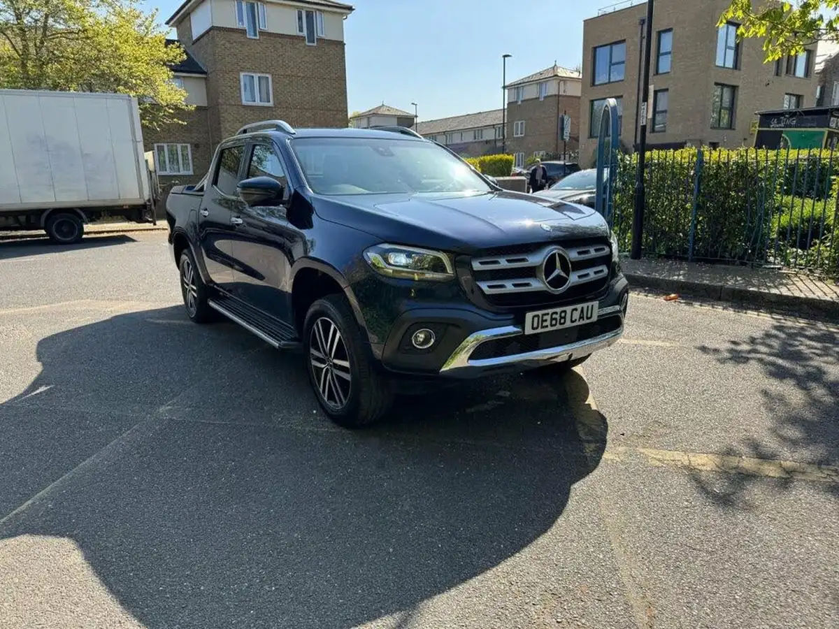 2019-mercedes-benz-x-class-23td-250-power-big-0