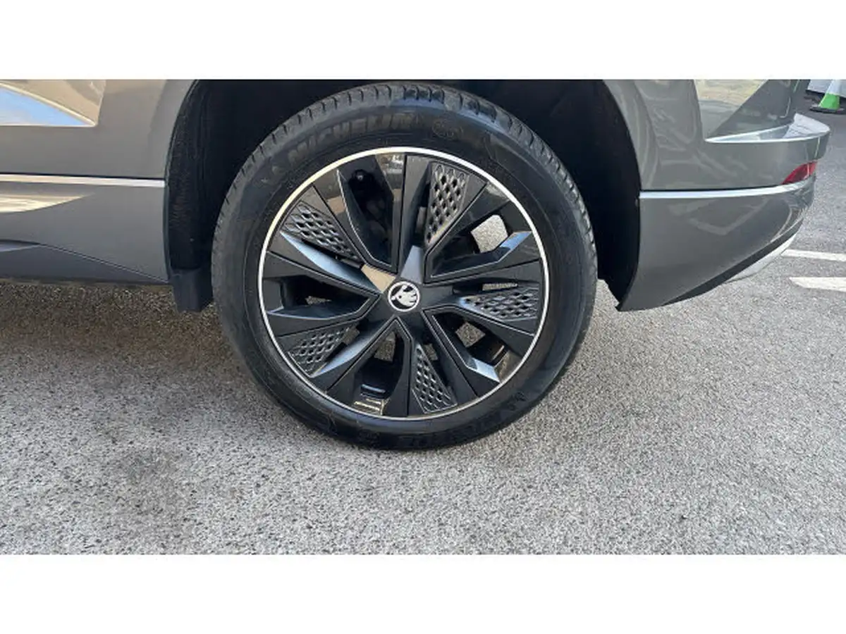 2022-skoda-karoq-15-tsi-sportline-big-52