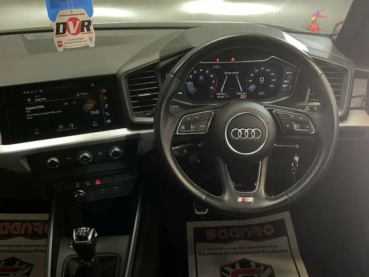 2021-audi-a1-10-25-tfsi-s-line-big-39