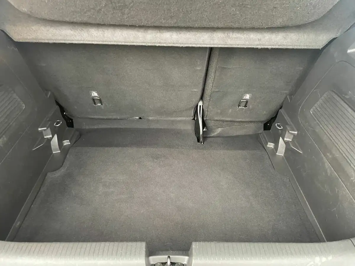 2022-vauxhall-crossland-12-elite-edition-130ps-big-9