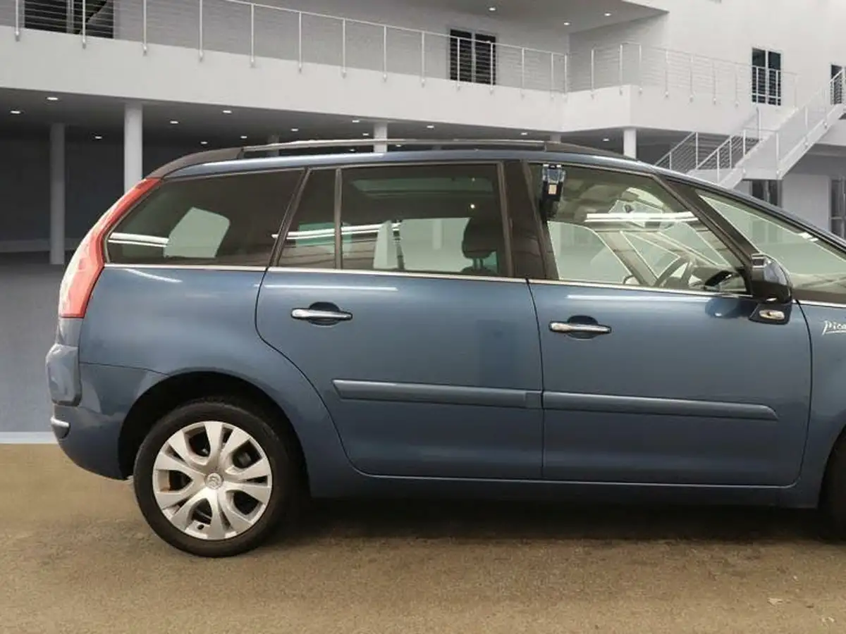 2013-citroen-grand-c4-picasso-16-platinum-big-4