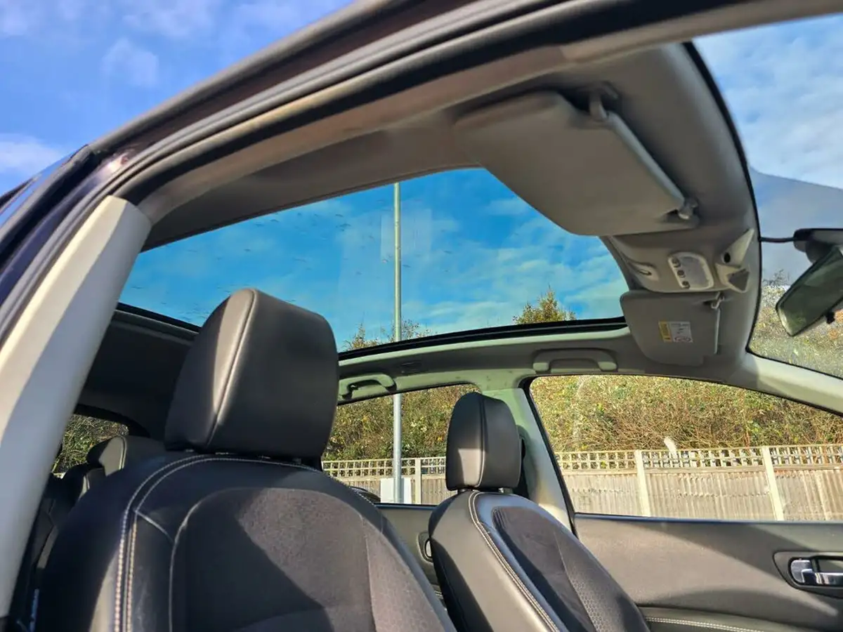 2013-nissan-qashqai2-20-360-4wd-cvt-big-52