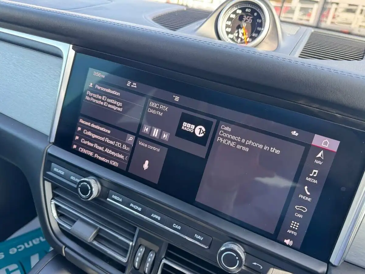 2019-porsche-macan-29-v6-turbo-big-34