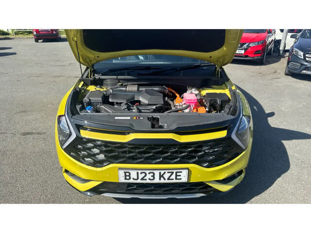 2023-kia-sportage-16-t-gdi-gt-line-226bhp-hev-auto-big-7