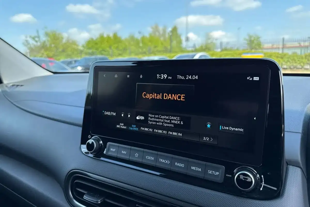 2022-hyundai-kona-16-gdi-premium-big-41